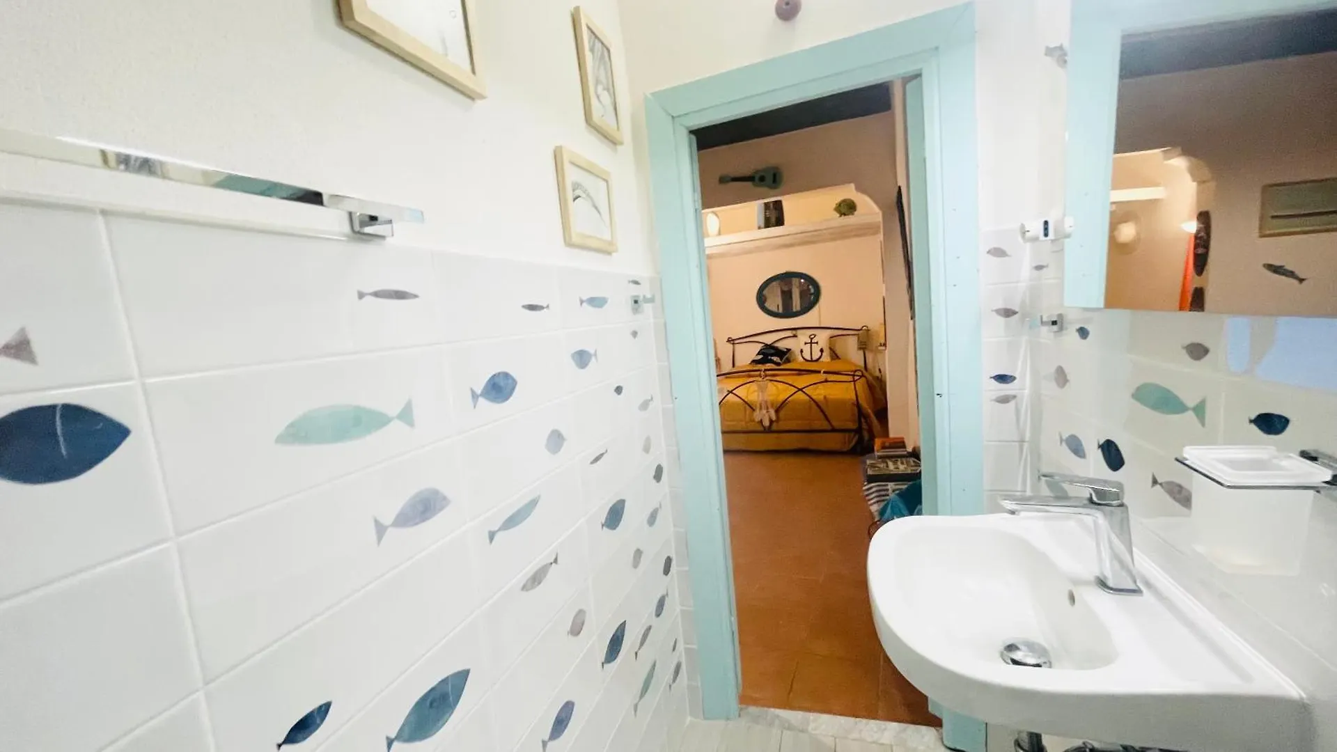 Gaudi Art Room Альгеро Италия