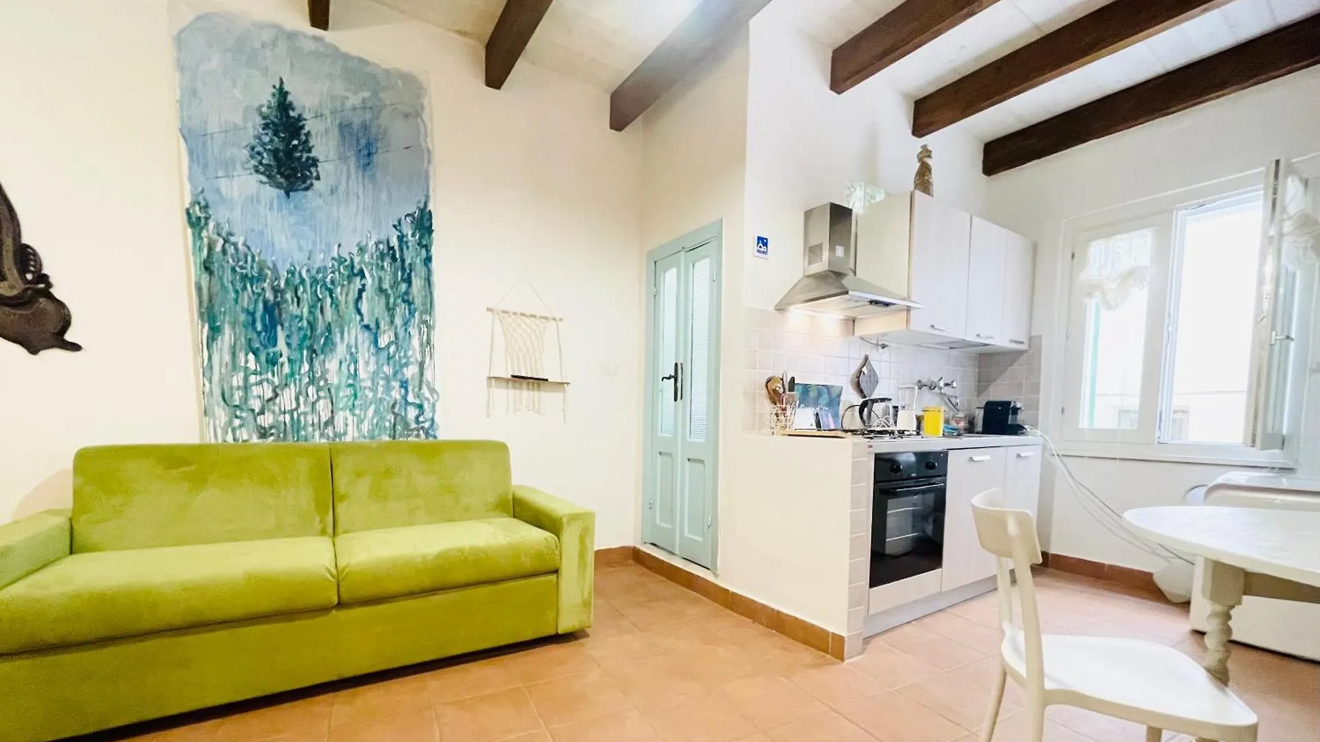 Gaudi Art Room Alghero
